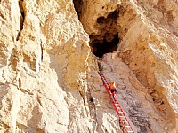 zell-cave